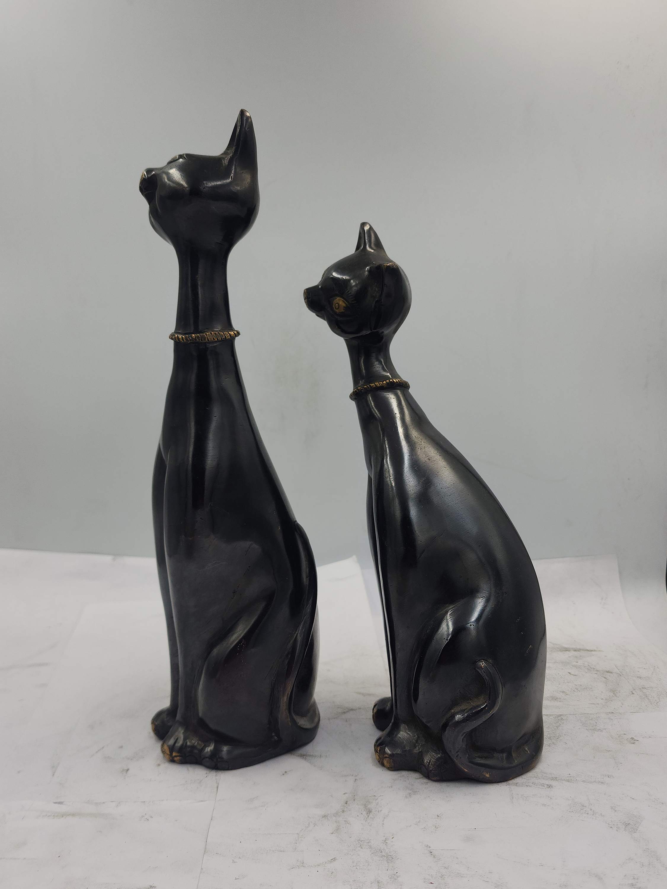 Statue Of Cats, pair, Sand Casting, black Colour, black Oxidized