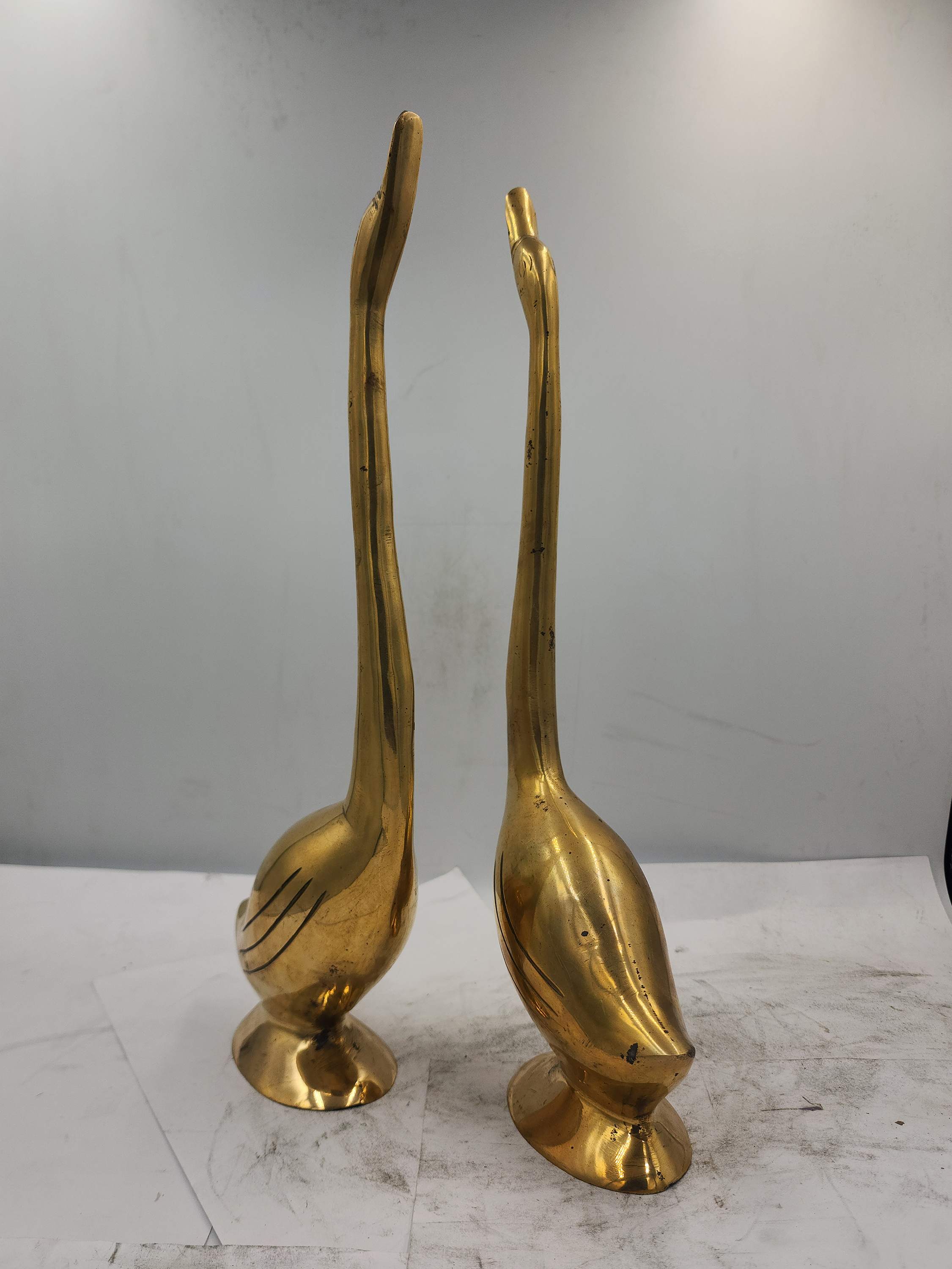 Statue Of Pair Of Swan, sand Casting