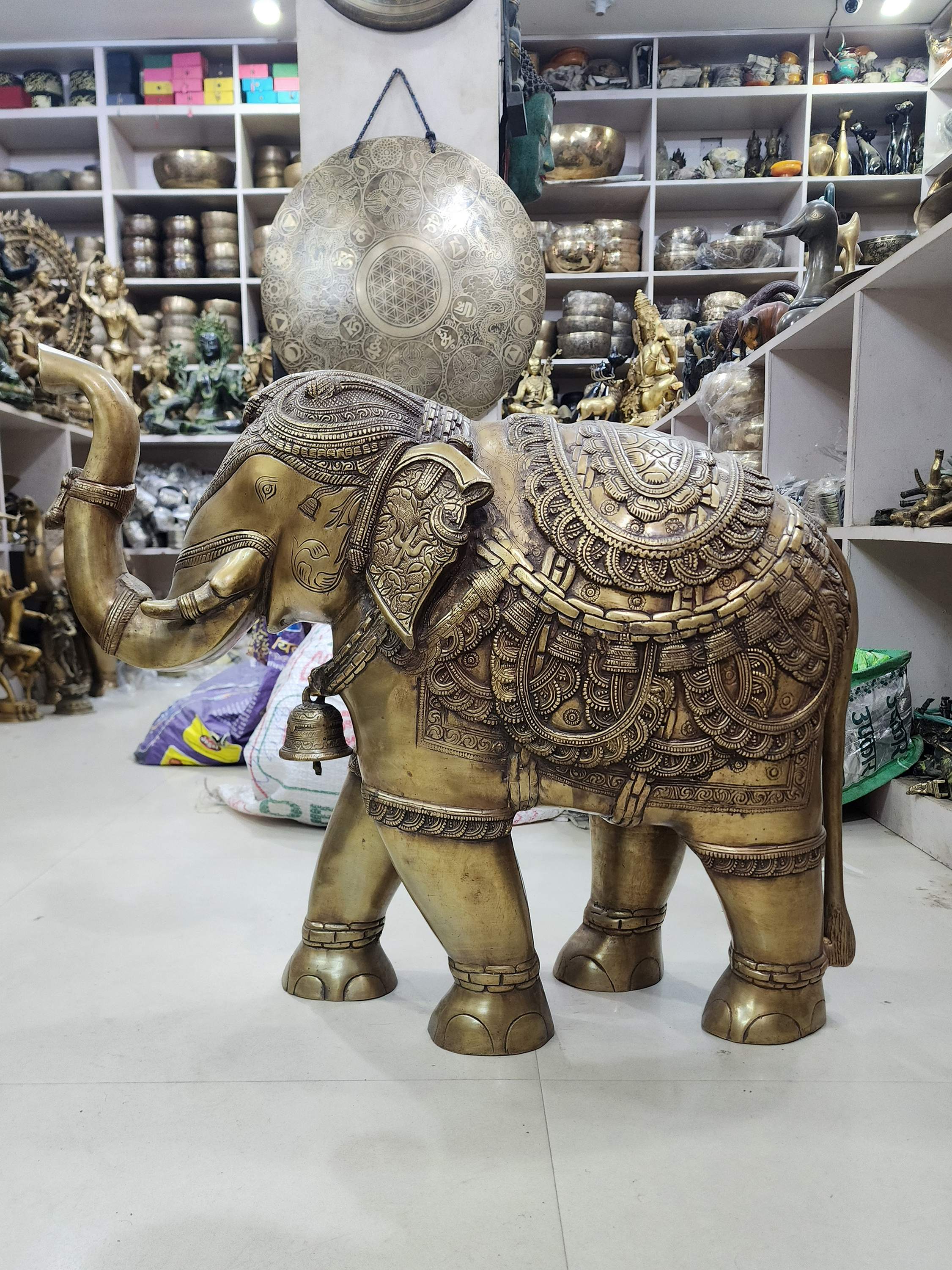 Statue Of Elephant, sand Casting, Glossy Finishing