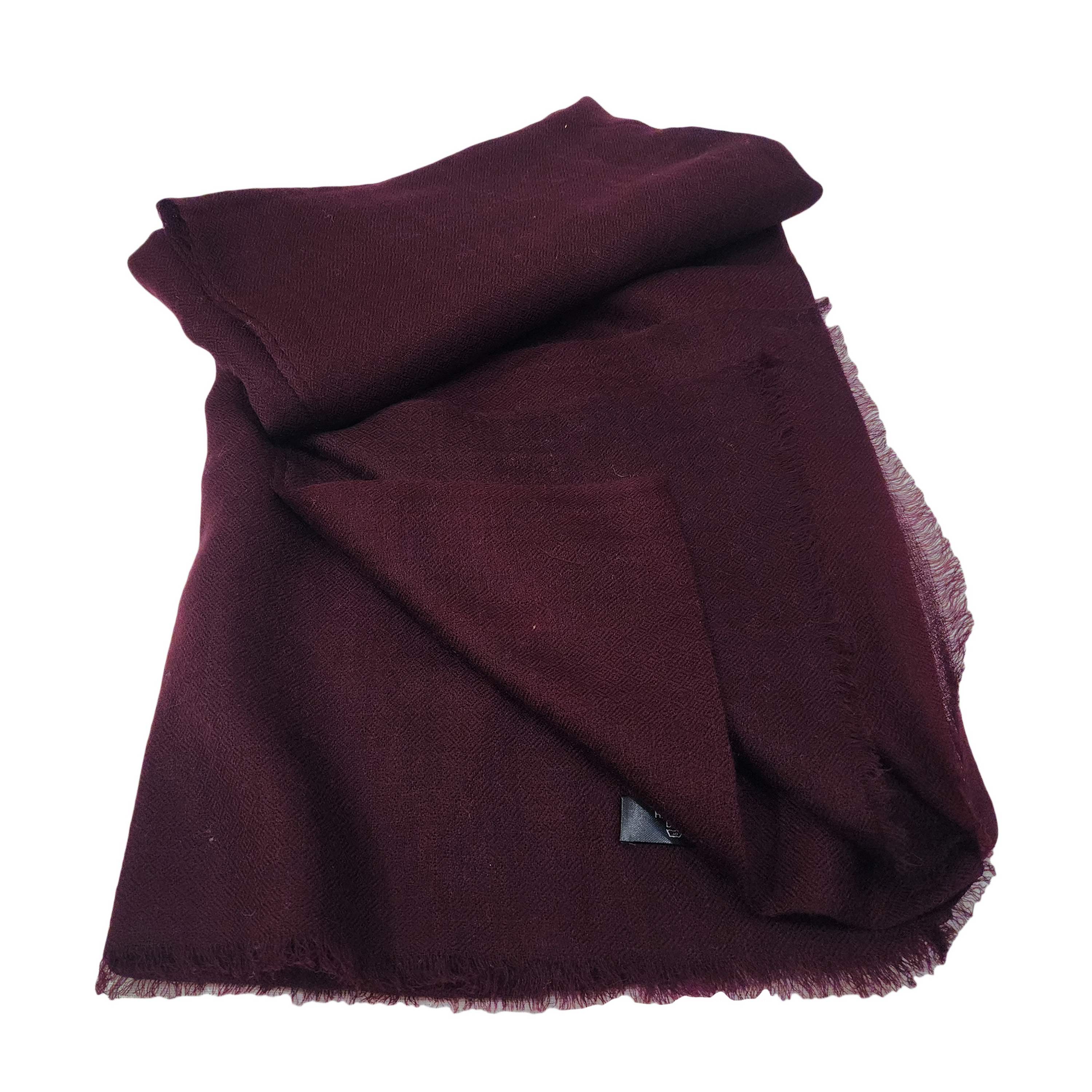 Ring Shawl, A Thin, Soft, And Light Shawl For All-weather Use, Two-ply Wool, Color maroon