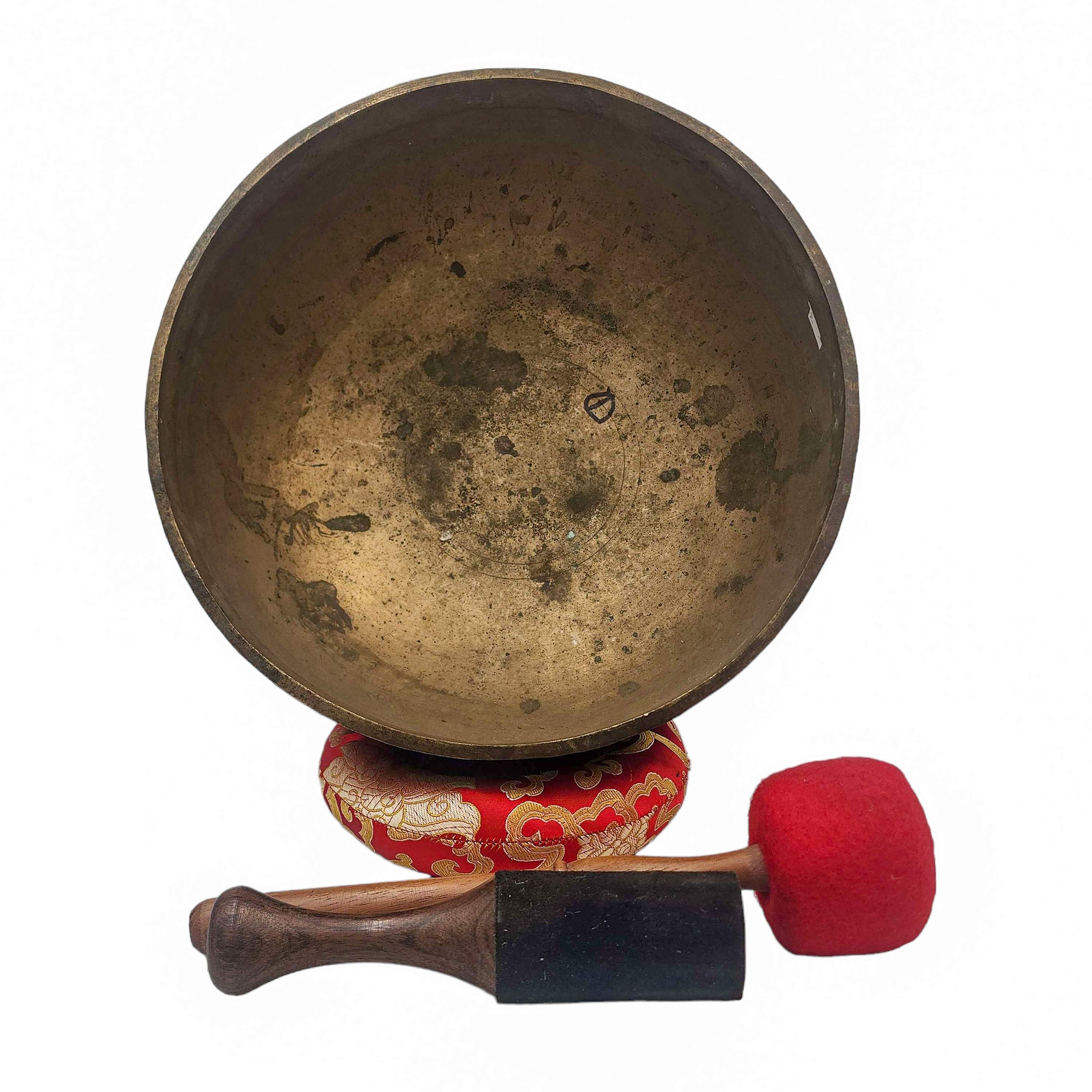 Ultabati Singing Bowl, Buddhist Hand Beaten, Antique Finishing, Sound Note G, 104 Hz