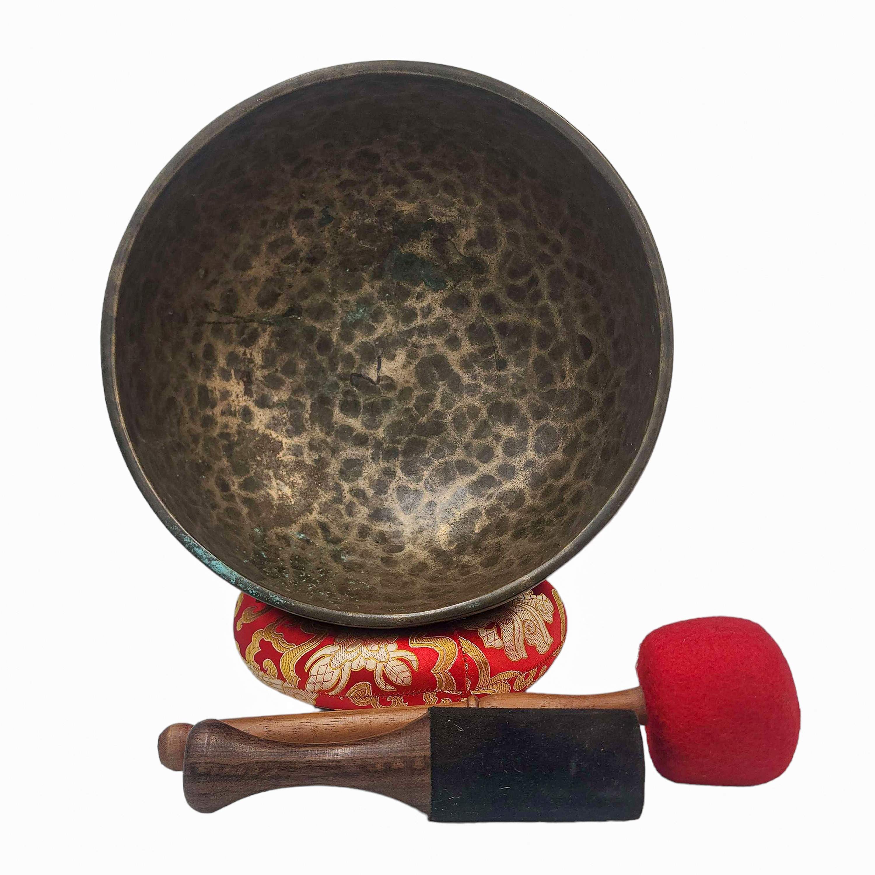 Kopre Singing Bowl, Buddhist Hand Beaten, Antique Finishing, Sound Note C, 136 Hz