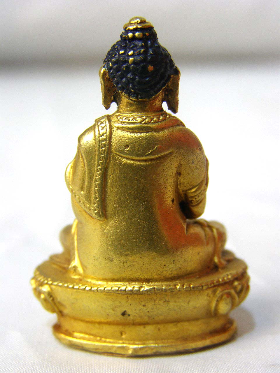 Amoghasiddhi Buddha Statue, full Gold Plated, old Post, remakable