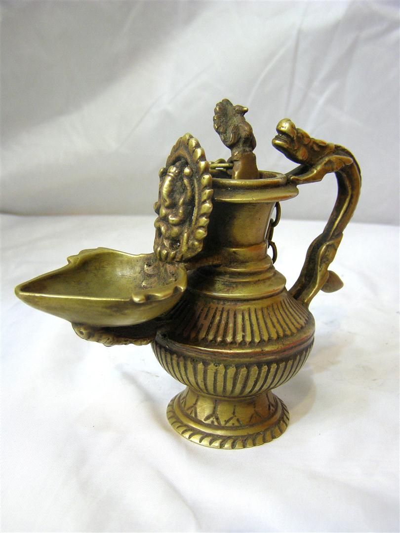 Ganesh Sukunda oil Lamp, old Post, remakable