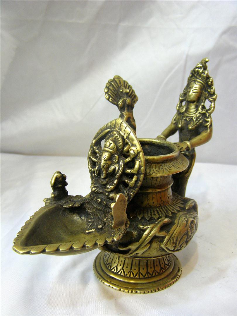 Ganesh Sukunda oil Lamp, old Post, remakable