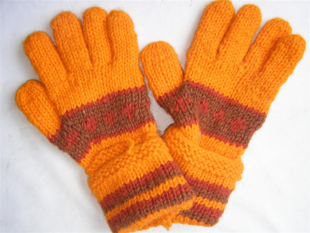 Woolen Gloves <span Style=