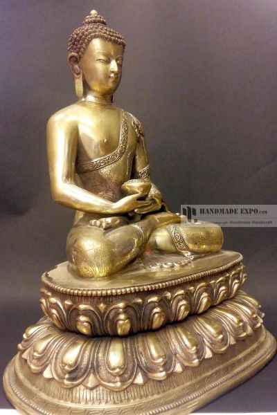 Good Quality Amitabha Buddha Natural Patina
