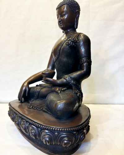 Copper Oxidized Statue Of Shakyamuni Buddha