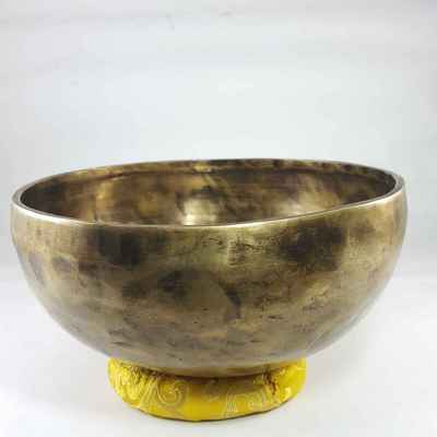 Hand Beaten Bronze Singing Bowl Antique Finishing