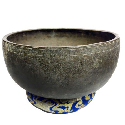 Antique Singingbowl, Hand Beaten Jambati, [sold]