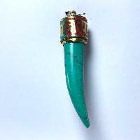 Metal Tiger Teeth Pendant With Stone Setting