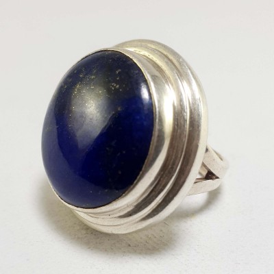 Nepali Silver Ring With Lapis Lazuli