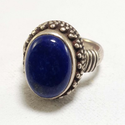 Nepali Silver Ring With Lapis Lazuli