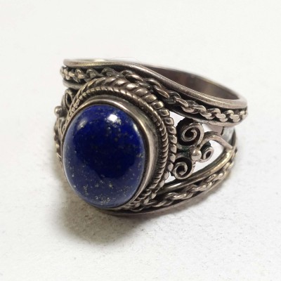 Nepali Silver Ring With Lapis Lazuli