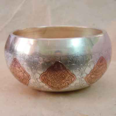 Carved-gulpa Ashtamangala| Design Singing Bowl